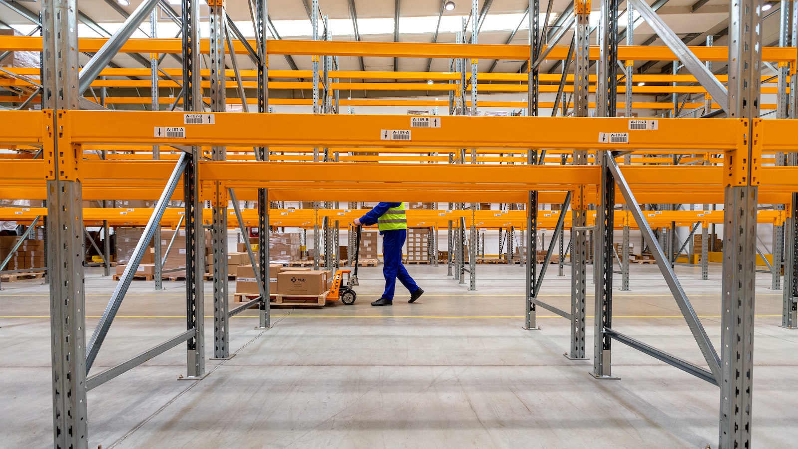 How To Calculate Warehouse Management